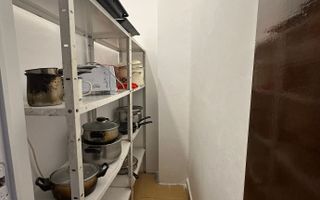 Apartament incapator cu trei camere, zona Vatra Luminoasa - Poză 10