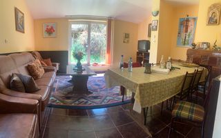 Casă în centrul Cisnădioarei cu 243mp de locuit și teren de 936mp - Poză 22