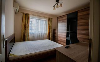 Apartament 3 camere decomandat, centrala proprie, zona UMF - Poză 1