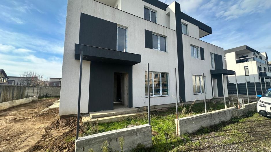 CASA DUPLEX - RATE LA DEZVOLTATOR, INCALZIRE PARDOSEALA, COMISION 0% - Poză 1
