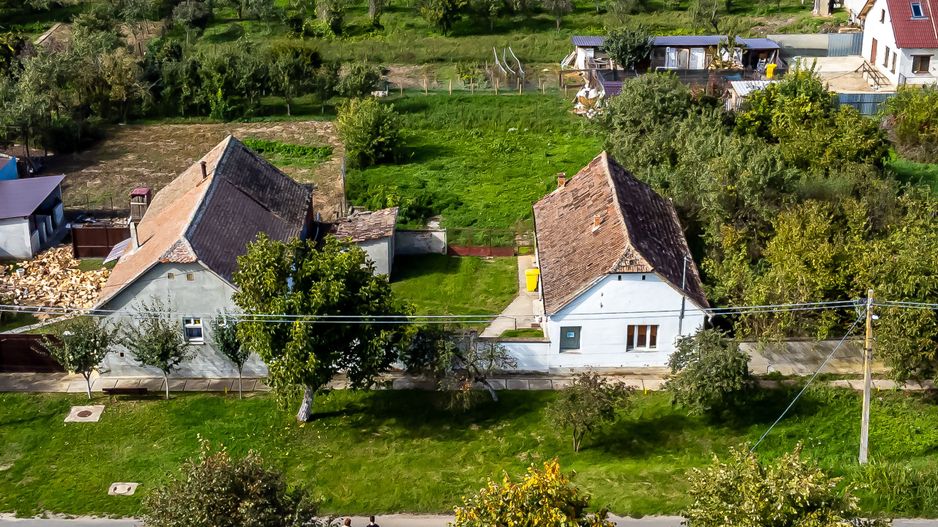 Casă cu grădină în Sântana - Poză 2