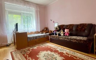Casa cu 4 camere si livada la 25 km de Oradea - Poză 12