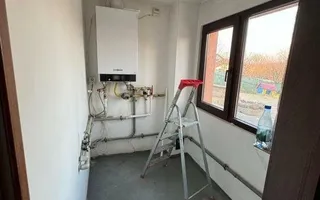 Hlincea, str.Mănăstirii, CIUREA, Iaşi + 1.700 mp teren şi Vilă (D+P+M) - Poză 13