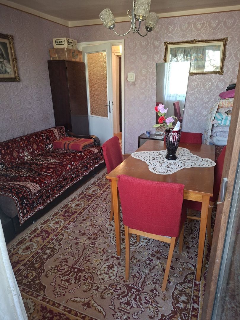 BRASADAS vinde apartament cu 2 cam etaj 3 Botizului. - Poză 5