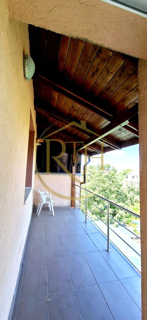 Oferim spre inchiriere, Apartament spatios, 4 camere, pentru locuit sau Firme - Poză 18