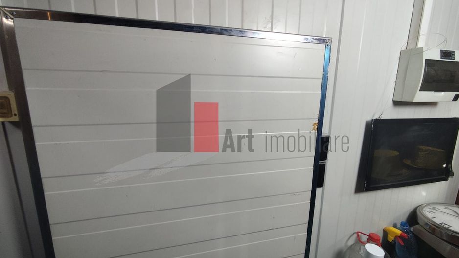 Spatiu comercial de inchiriat in Giulesti (langa stadion, complex comercial) - Poză 19