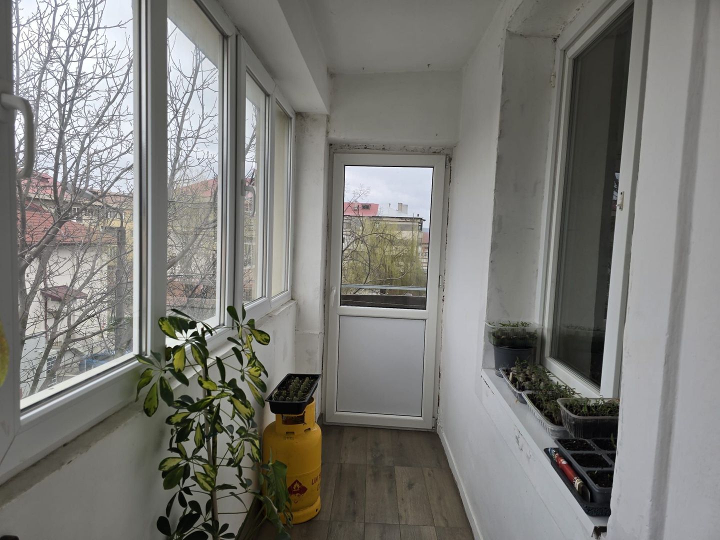 LOC. RACACIUNI,  APARTAMENT 3 CAMERE - Poză 17