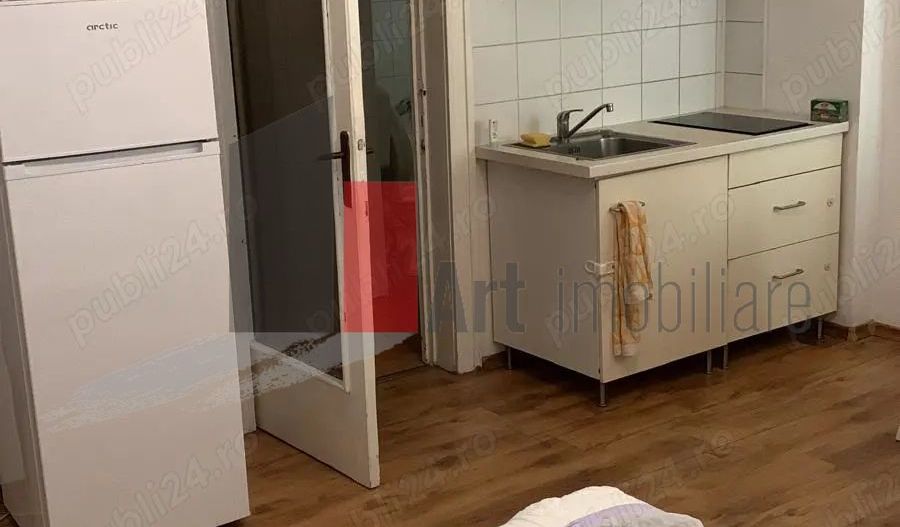 Garsoniera  Cismigiu - Stirbei -voda - Poză 1