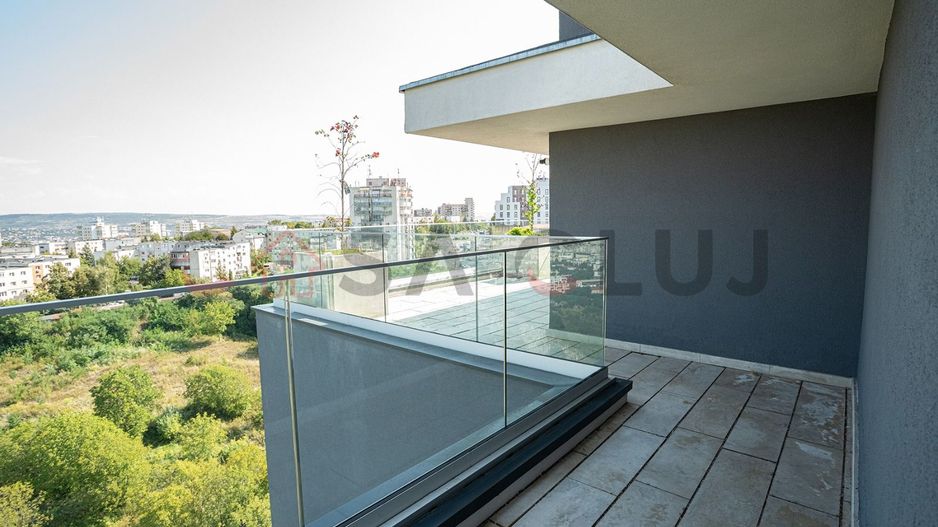 Penthouse zona Lidl Frunzisului - Terasa spatioasa - Semifinisat - Poză 1