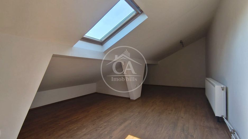 Apartament cu 2 camere la curte comuna de vanzare Ultracentral, Oradea - Poză 13