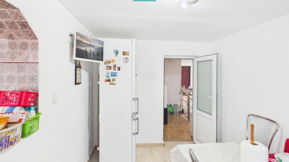 Casă retrasă Pișchia – 4 camere, teren 920 mp - Poză 37