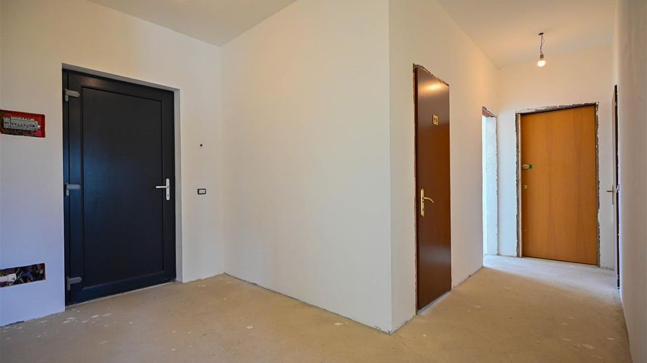 Casa personalizabila,pe un singur nivel,  pod mansardabil,pozitie cu liniste - Poză 16