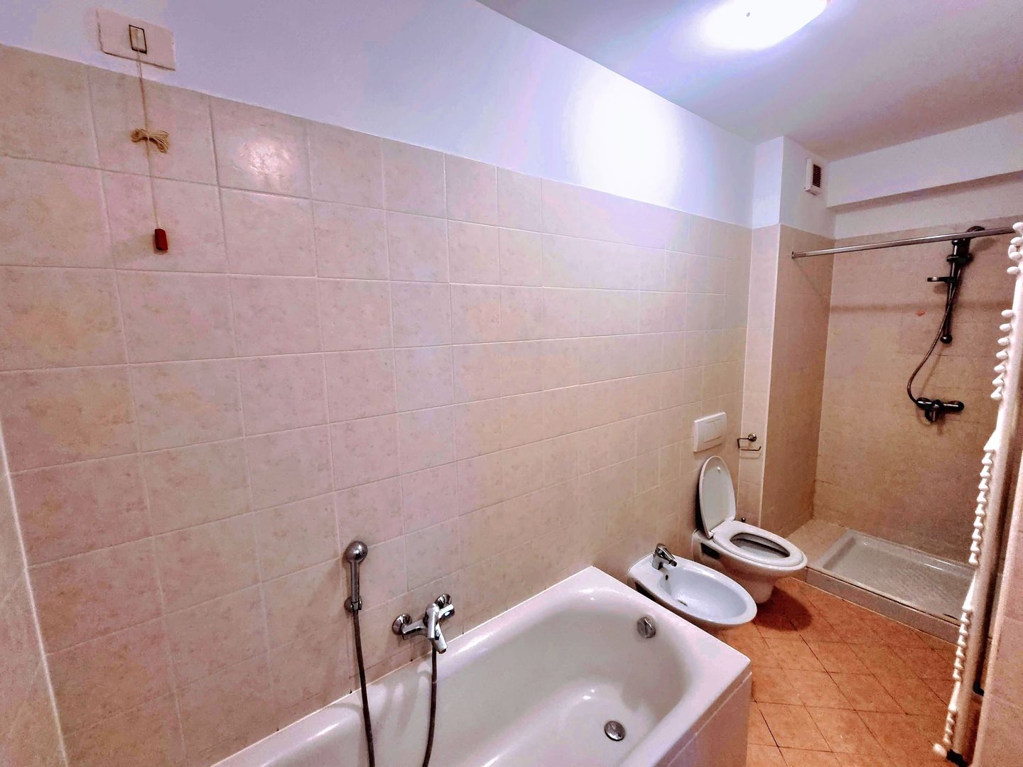 Ansamblul Rezidențial RING. Apartament spațios, zona Torontalului - Poză 10