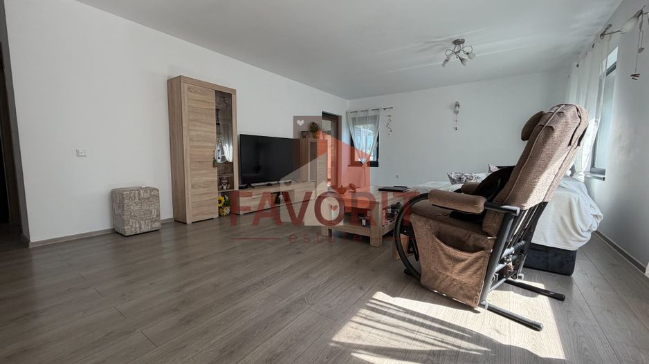 Casa individuala in Sacalaz | Piscina | Garaj | Teren 1000 mp | - Poză 4