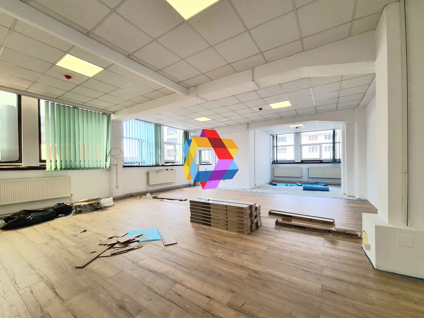 Spatiu birouri de închiriat Brasov - 130 mp # spatii-comerciale-brasov.ro - Poză 1