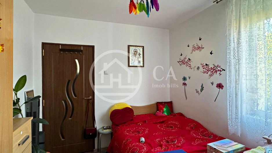Apartament de vânzare cu 4 camere în zona Rogerius, Oradea - Poză 11