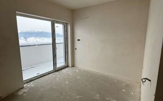 Apartament de 3 camere, 77mp + 50mp terasa, parcare, Baciu - Poză 8