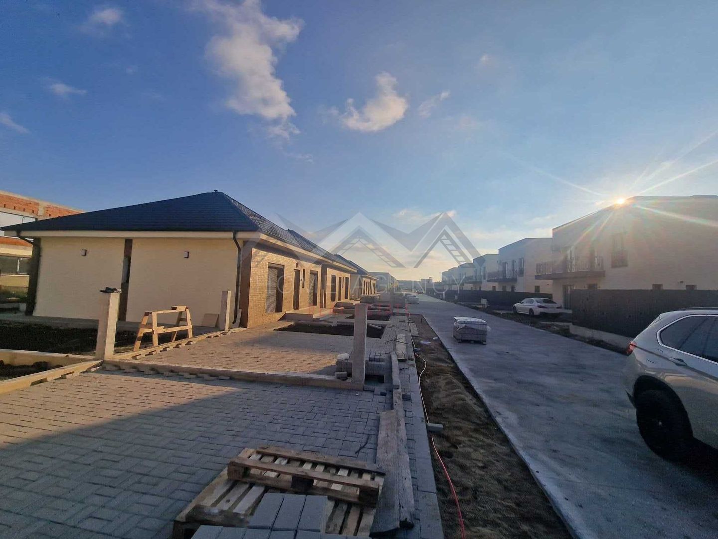 Casă Individuală Stil Mediteraneean – Parter + Mansardă | OTOPENI - TUNARI - Poză 4