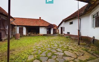 Casă impresionantă, cu anexe în Dezna-Moneasa! - Poză 5