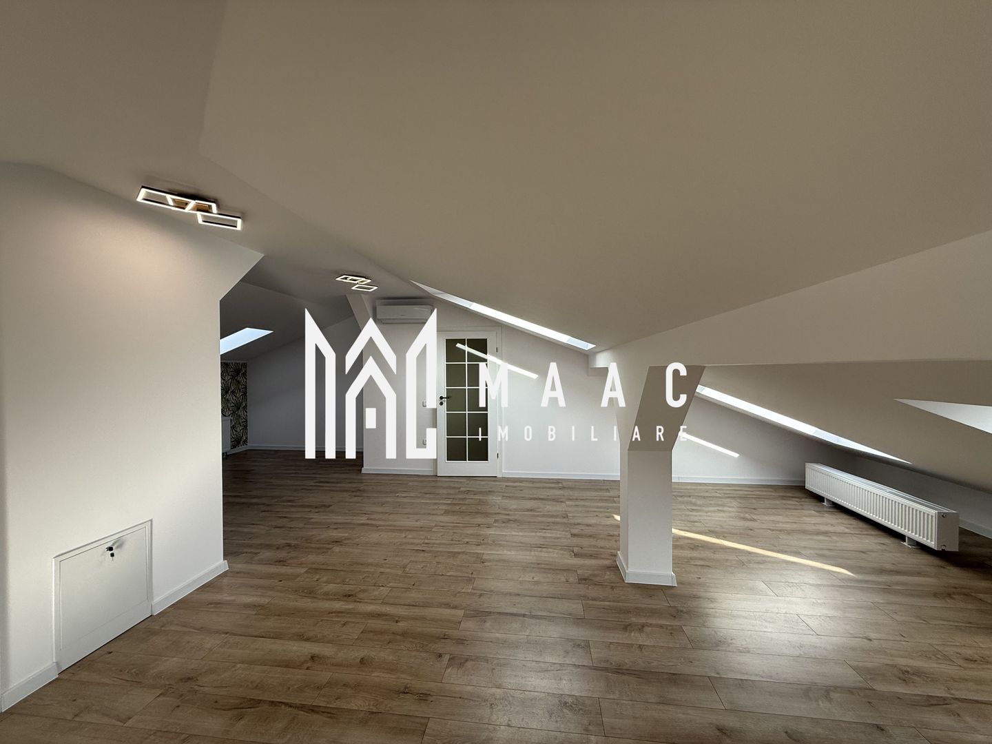 Apartament 3 camere | 150 MP | Balcon | La cheie | 2 Parcari - Poză 12