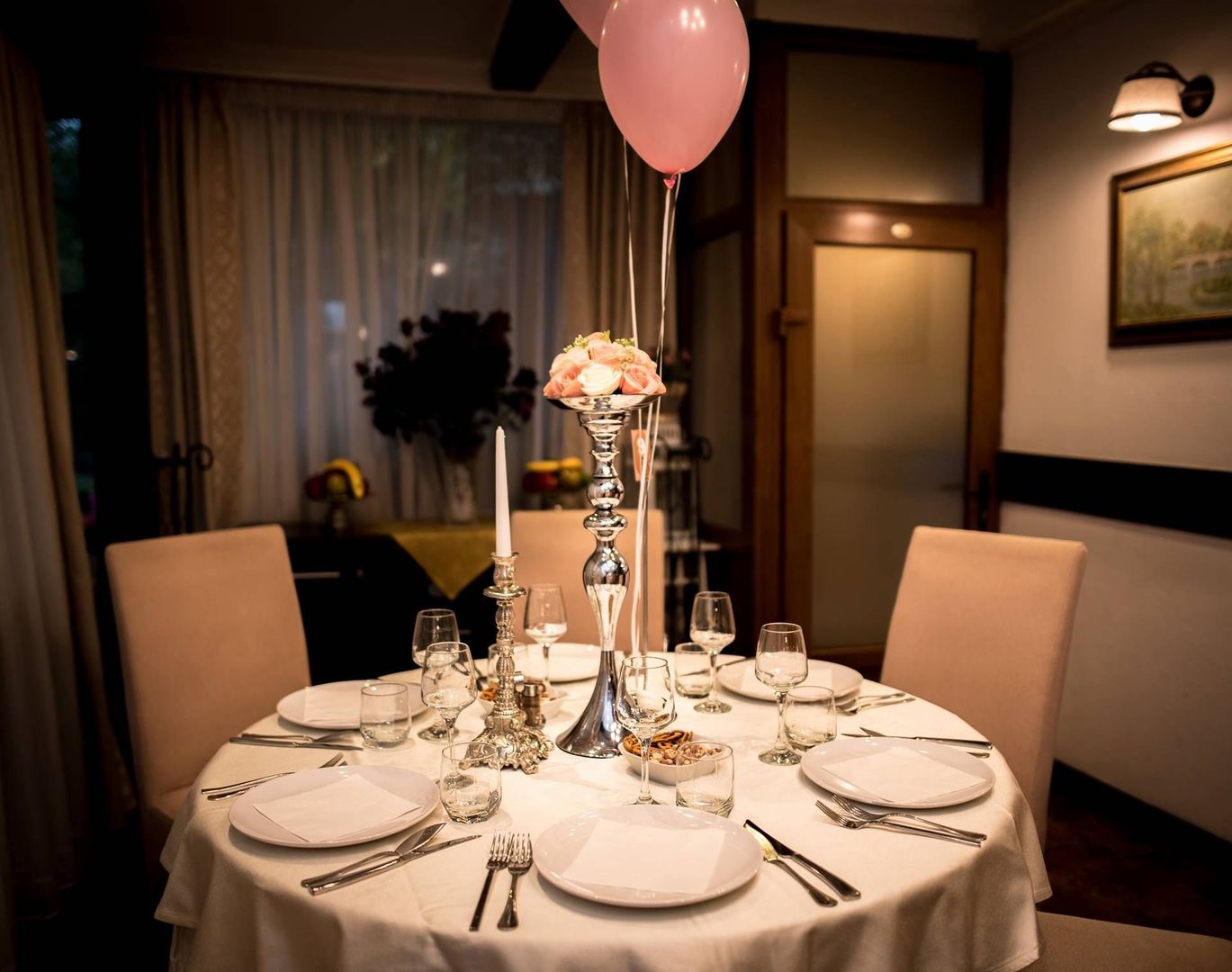 Restaurant de prestigiu cu 30 ani de traditie Parcul Carol - Poză 4