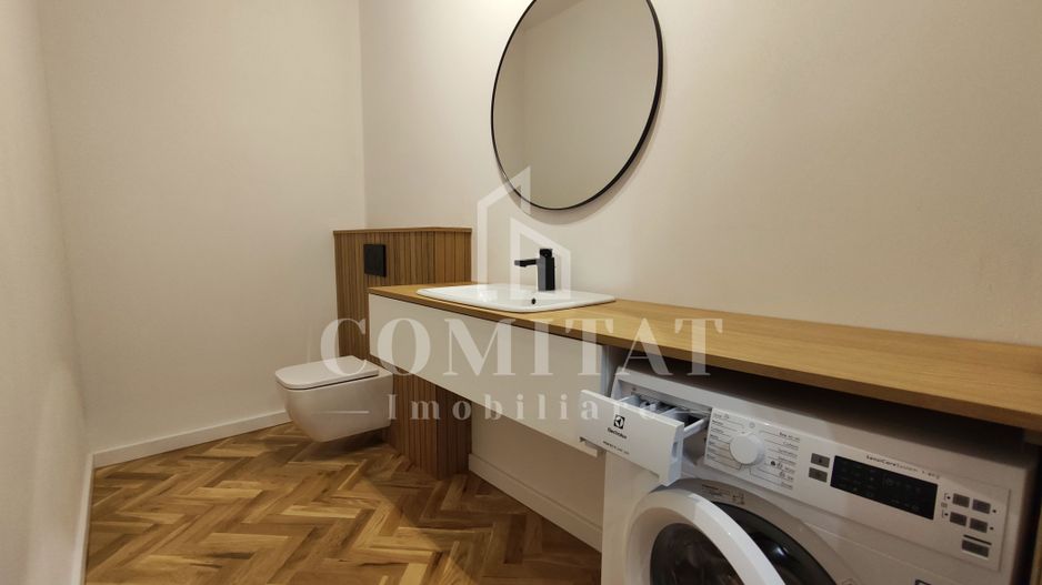 Apartament ultrafinisat în zona ultracentrală | Scară interioară - Poză 12