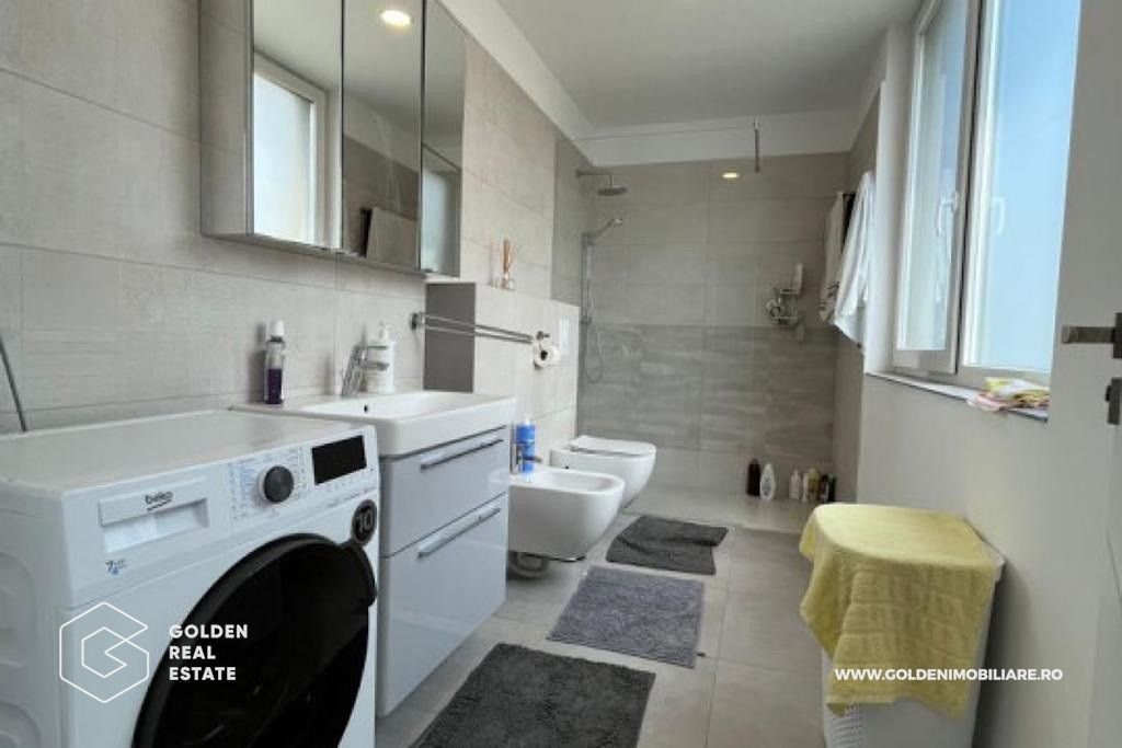 Casa tip triplex - penthouse cu vedere panoramica, zona Giroc - Poză 6