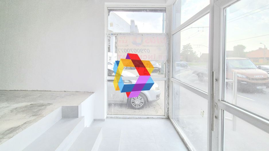 Spațiu de vânzare Brașov - 28 mp cu trafic auto intens - Poză 7