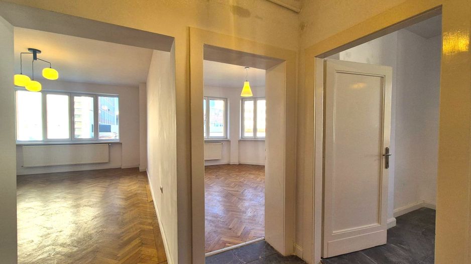 Exclusivitate - Zona Tribunalului , Sf. Constantin, spațiu stradal - Poză 3