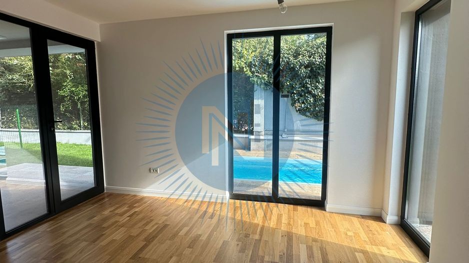 Vila cu 5 camere cu piscina proprie - scoala Americana - Poză 11