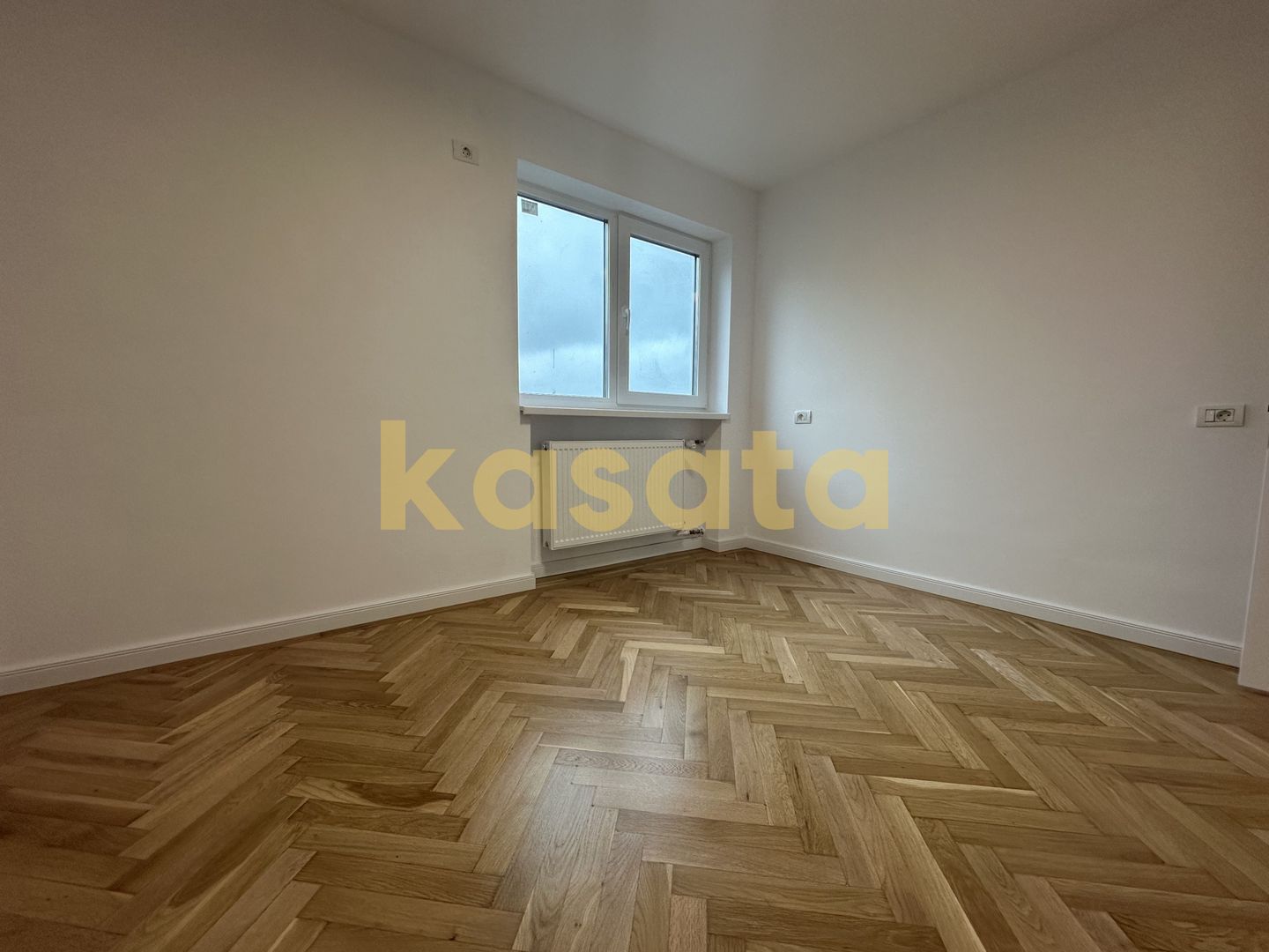 Apartament 3 Camere 🏡 | Universitate 📍| Centrală de Bloc 🔥 | Boxă - Poză 3