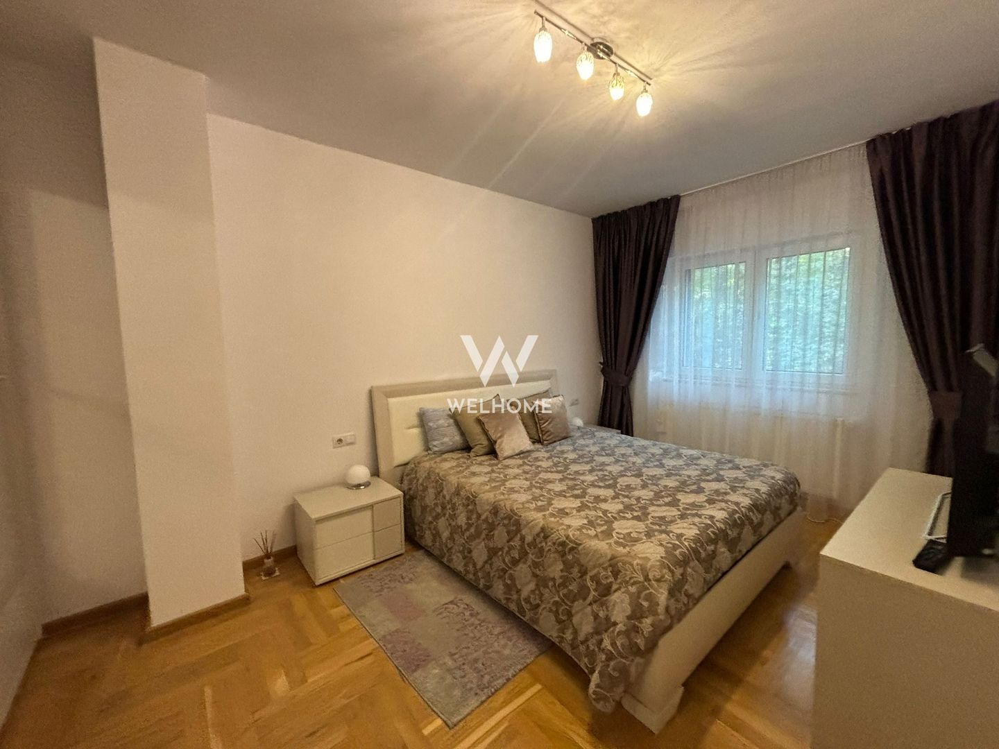 Casa superba , Padurea Dumbrava, Sibiu - Poză 8