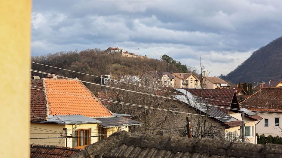 Casă deosebită de vânzare în centrul Brașovului - Poză 47
