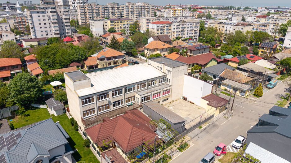 Spatiu comercial premium de inchiriat cu parcare si lift/Constanta - Poză 5