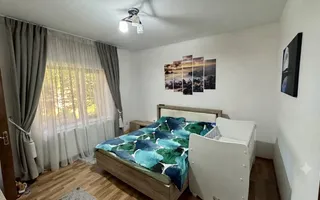 Casa spatioasa cu teren de 800 mp, Muntenii de Jos - 5 camere - Poză 16