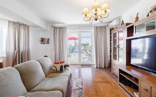 Clădire Modernă, Ideală pentru Locuință sau Afacere, cu Terasă Panoramică - Poză 3