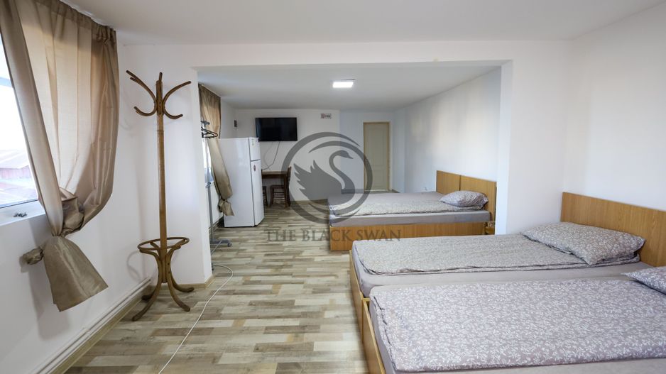 Casa cu 7 camere + spatiu comercial de vanzare | Comision 0 % - Poză 9