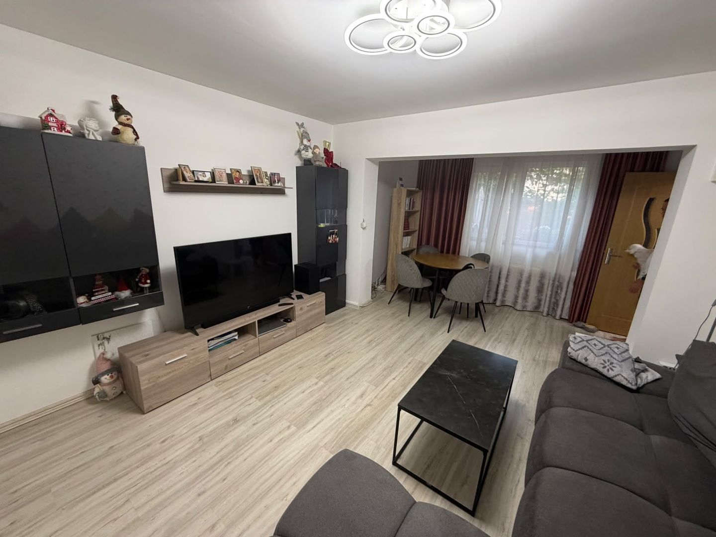 CASA INDIVIDUALA, TEREN 285, TOATE UTILITATILE, MOBILAT, COMIS 0% - Poză 1