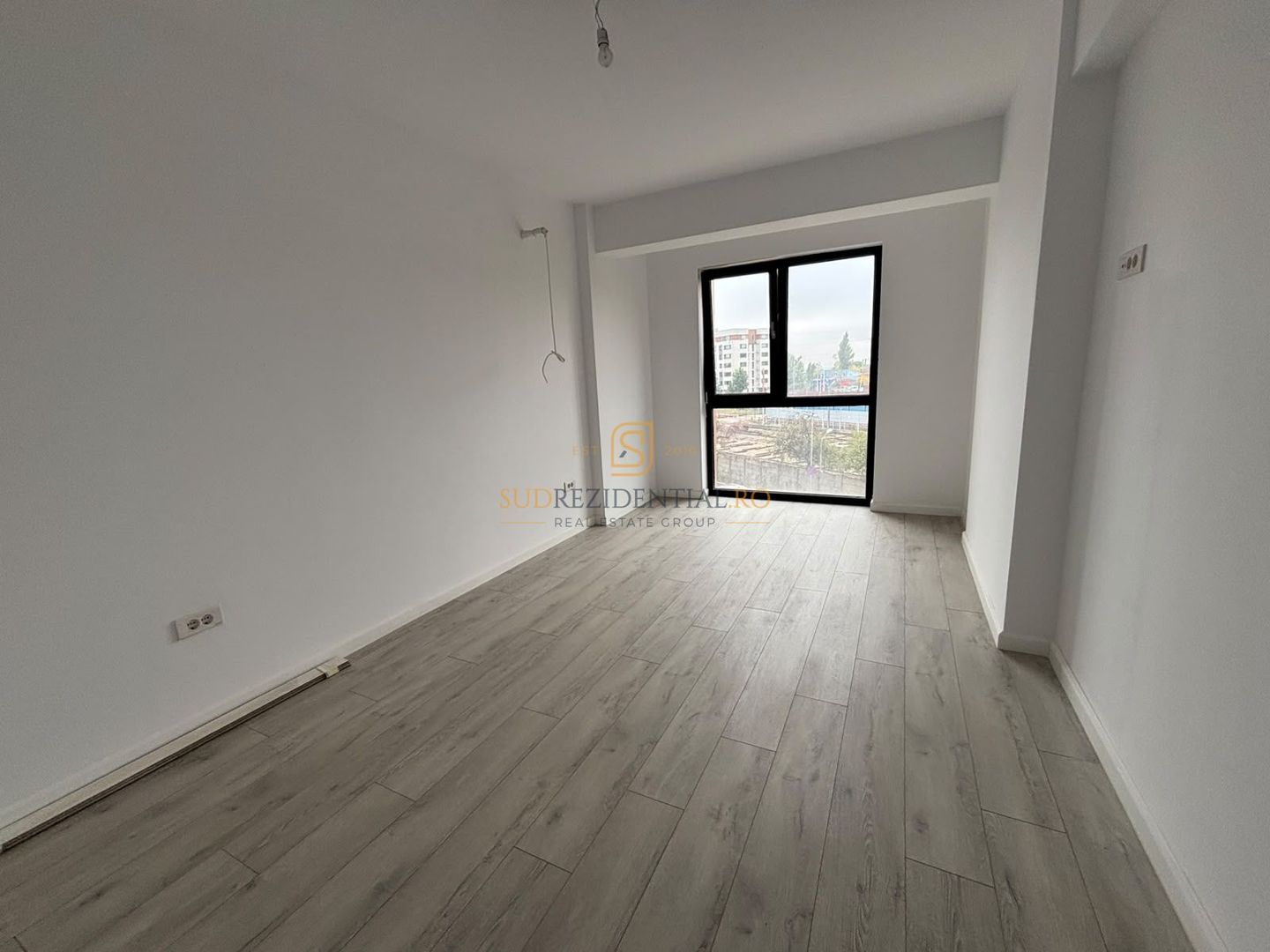 Apartament 2 camere de inchiriat, acces metrou Berceni - Poză 3