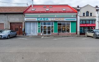 Spațiu comercial,  hala, si un penthouse în centrul Aradului Nou