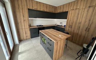 Casa deosebita intr-un cartier privat cu bariera - Poză 12