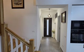 Vila eleganta CORBEANCA 5 camere - Poză 23