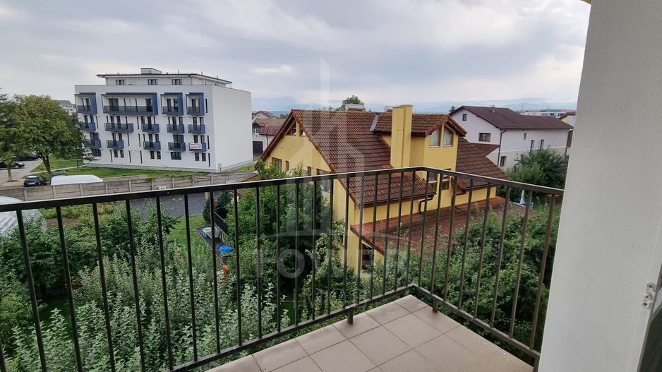 Aprtament spatios cu trei camere in Turnisor 85 mp - Poză 3