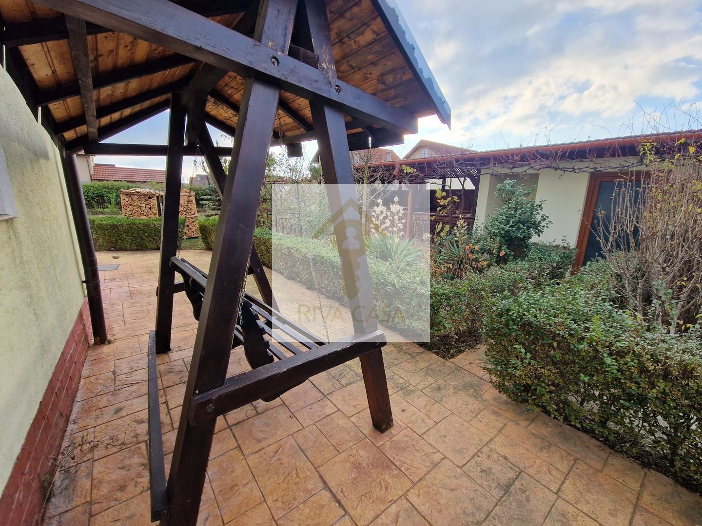 De vânzare: Vilă unică, vintage-modernă, zonă Grigorescu Oradea. - Poză 34