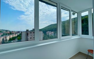 Apartament cu 2 camere,  Renovat Complet - Poză 7