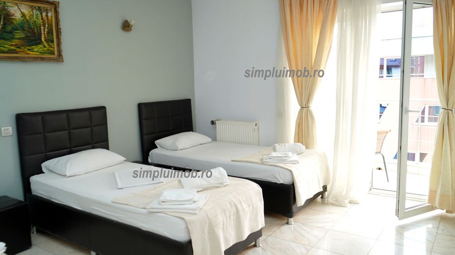 Hotel 4 Etaje Dristor Sector 3 1352 mp - Poză 3