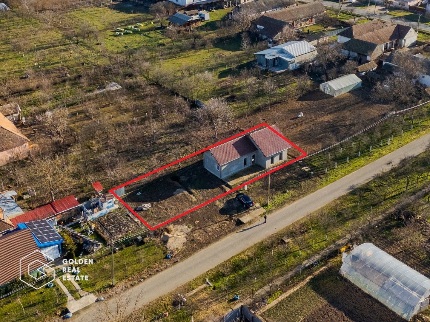 Casa la gri in Alunis,  teren 487 mp - Poză 1