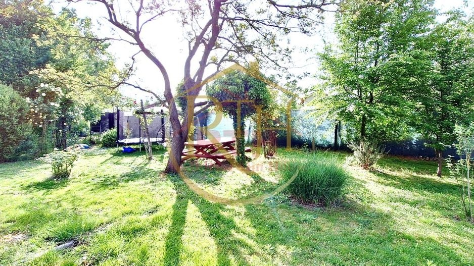 Oferim spre inchiriere casa spatioasa cu 2 camere, Zona Soarelui,cartier privat - Poză 16