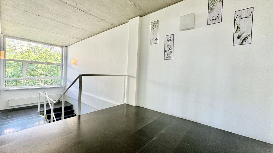 Clădire de birouri în zona Centrală - Poză 20