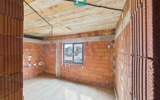 Casă la roşu P+E+M în Şagu - Poză 13